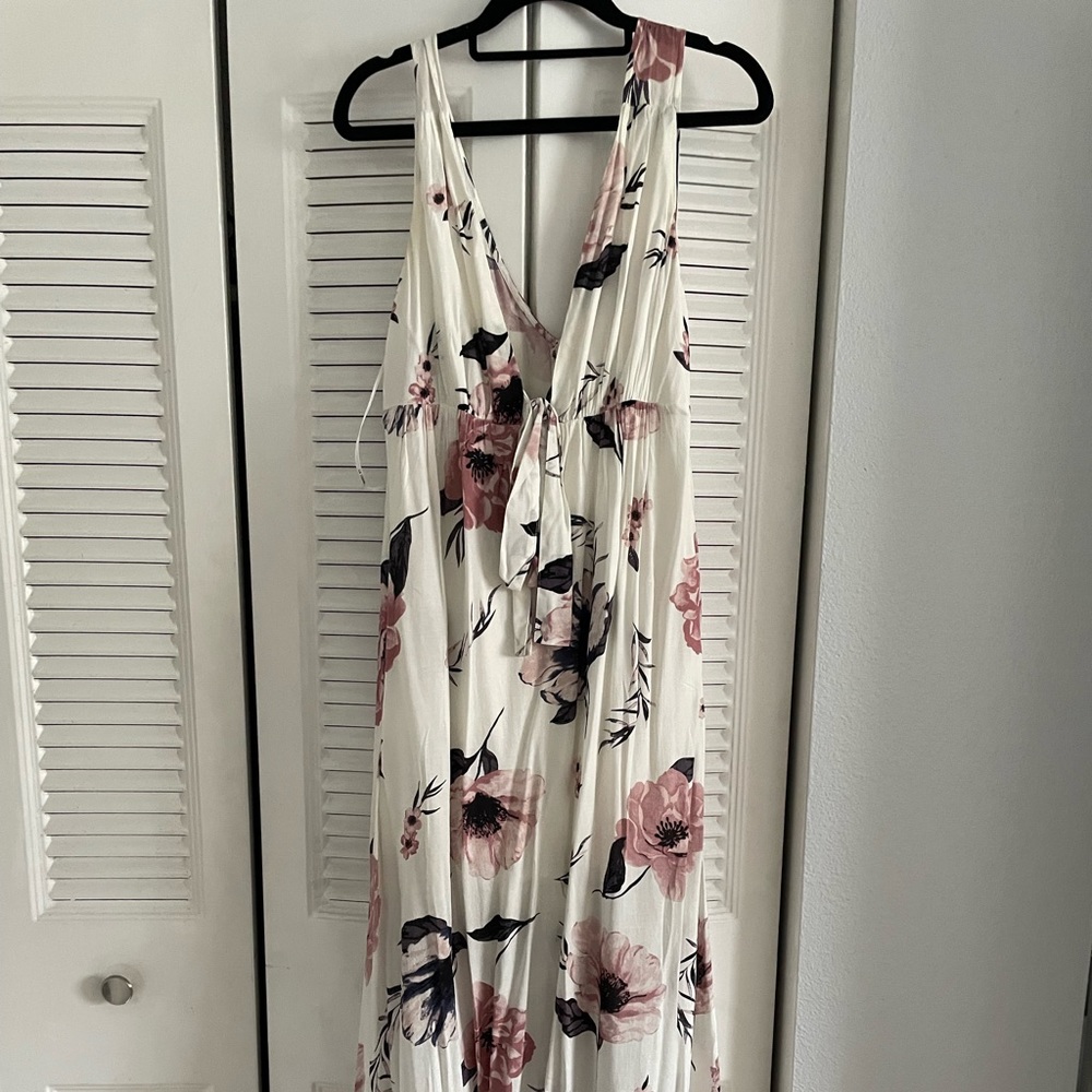 VICI Floral Print Maxi Dress